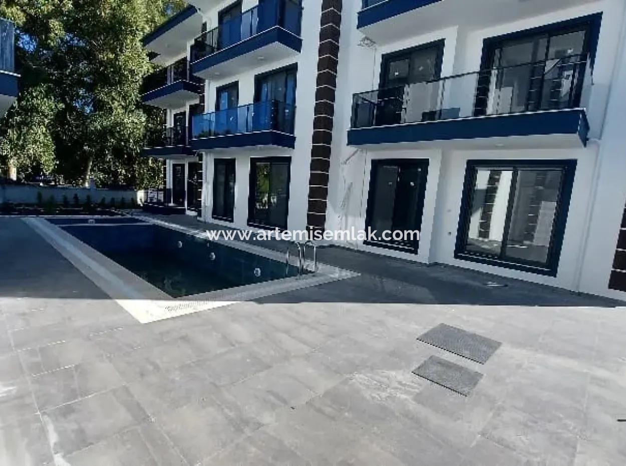 1 1 Dire For Rent In A Complex With Pool In The Center Of Dalaman.