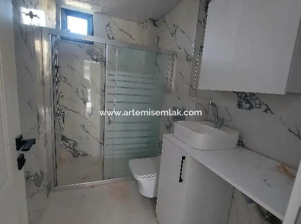 1 1 Dire For Rent In A Complex With Pool In The Center Of Dalaman.