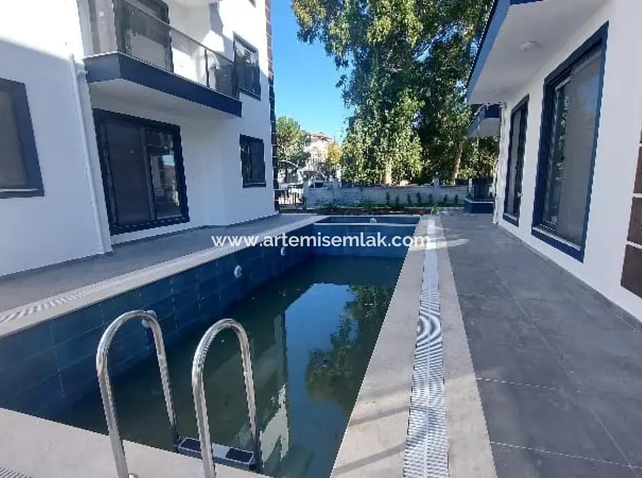 1 1 Dire For Rent In A Complex With Pool In The Center Of Dalaman.