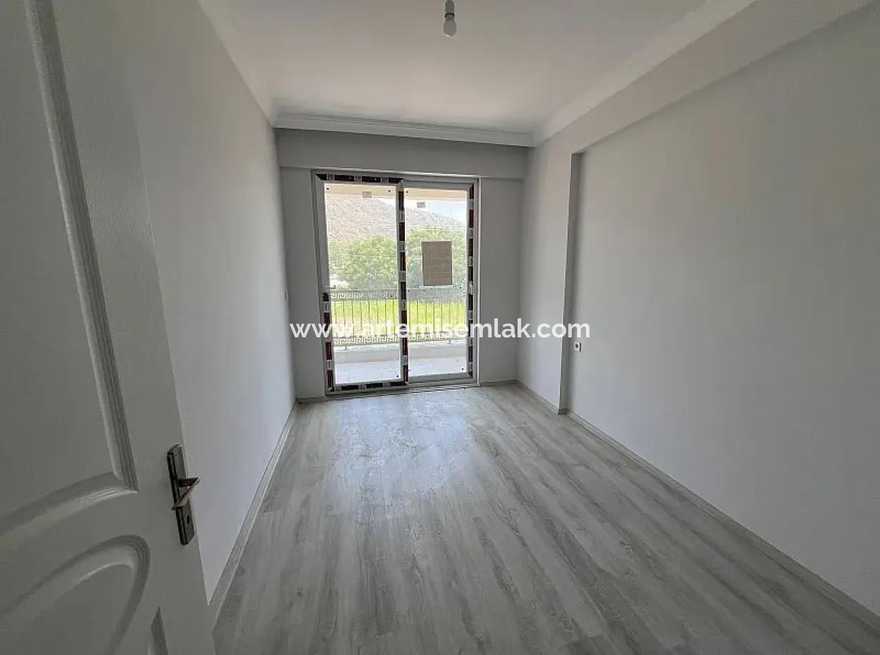 Dalaman Merkezde Satılık 1+1 Daire