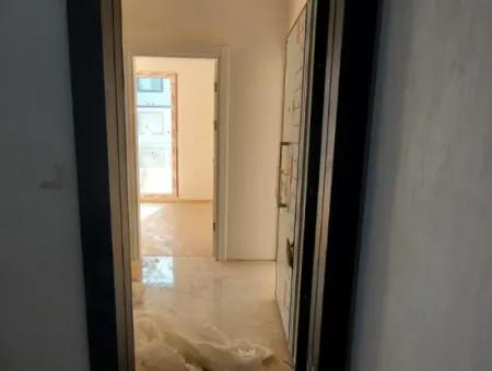 Dalaman Merkede Kiralık 1+1 Sıır Daire.