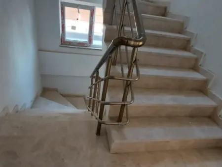Dalaman Merkede Kiralık 1+1 Sıır Daire.